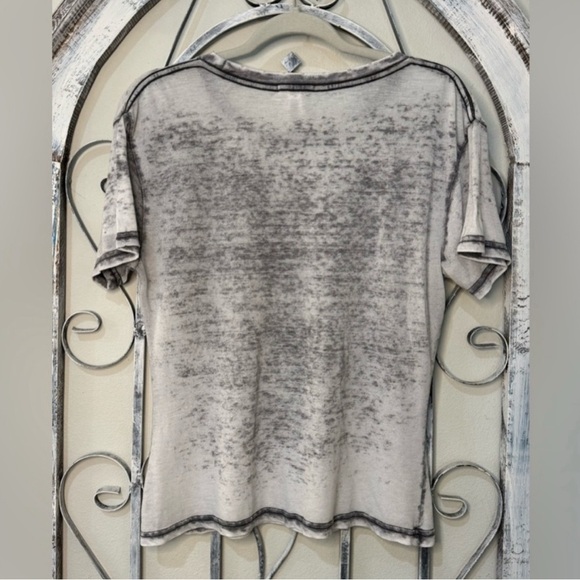 Full Tilt Gray Distressed Graphic Tee - Picture 2 of 2
